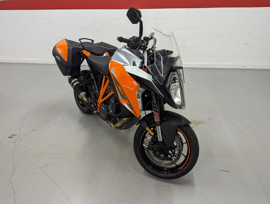 2017 KTM 1290 SUPER DUKE GT