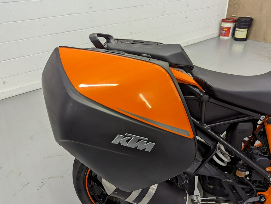 2017 KTM 1290 Super Duke GT