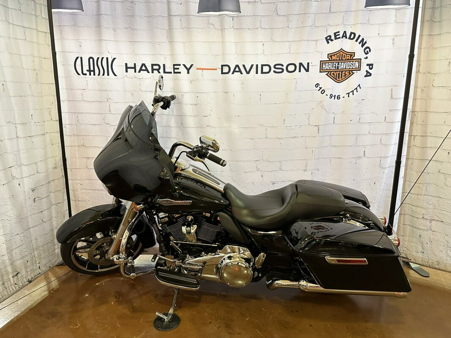 2021 Harley-Davidson Street Glide FLHX Vivid Black