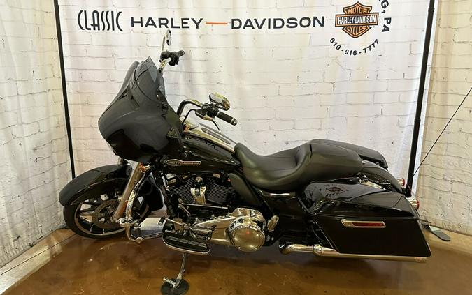 2021 Harley-Davidson Street Glide FLHX Vivid Black