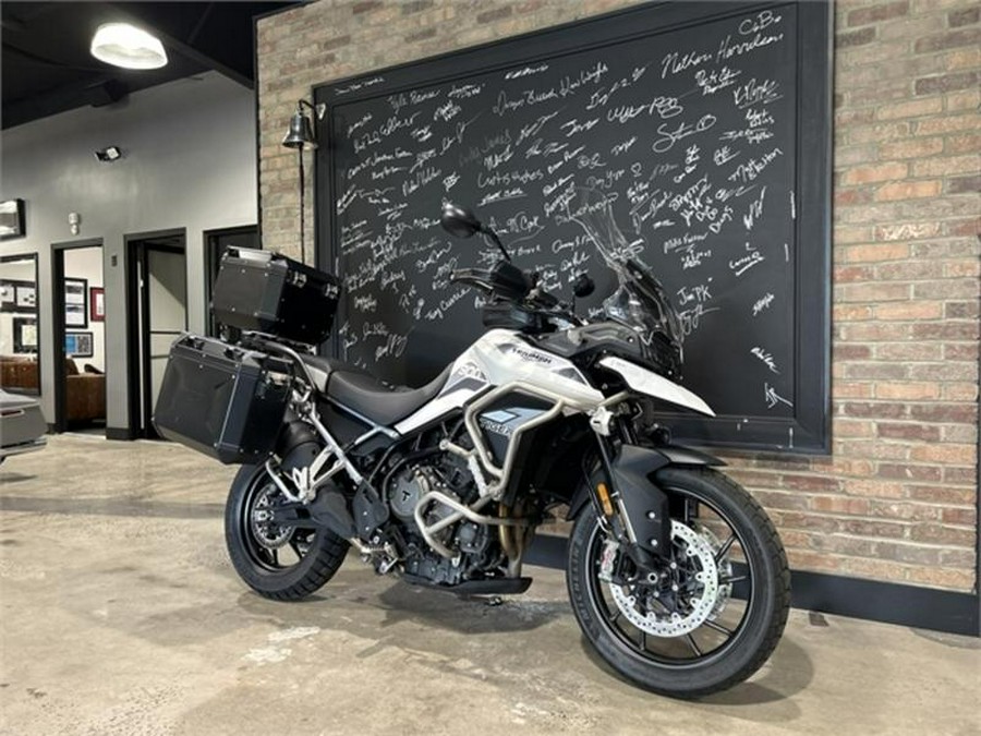 2022 Triumph Tiger 900 GT Low Korosi Red