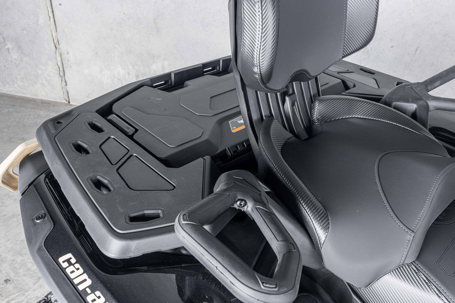 2027 Can-Am OUTLANDER MAX BACKCOUNTRY 1000R - VJ000055