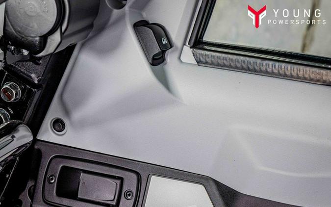 2025 Kawasaki RIDGE Crew HVAC