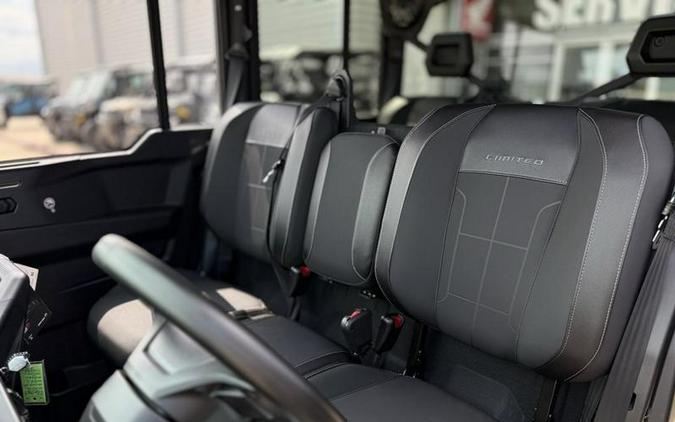 2026 Can-Am® Defender MAX Limited HD11 Desert Tan & Carbon Black