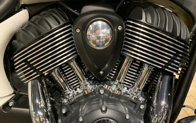 2020 Indian Roadmaster Dark Horse White Smoke