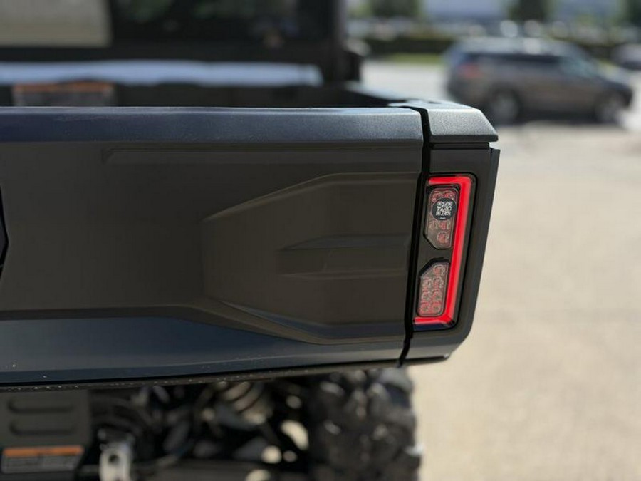 2026 Can-Am® Defender MAX Limited HD11