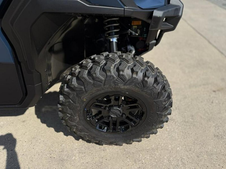 2026 Can-Am® Defender MAX Limited HD11