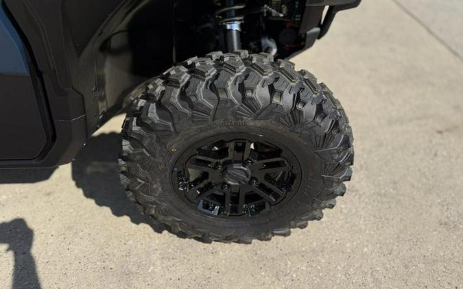 2026 Can-Am® Defender MAX Limited HD11