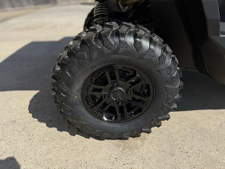 2026 Can-Am® Defender MAX Limited HD11