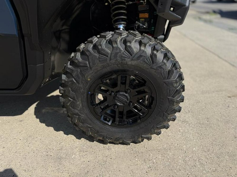 2026 Can-Am® Defender MAX Limited HD11