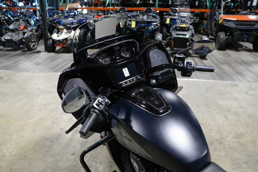 2026 Indian Motorcycle Challenger® Dark Horse® 112