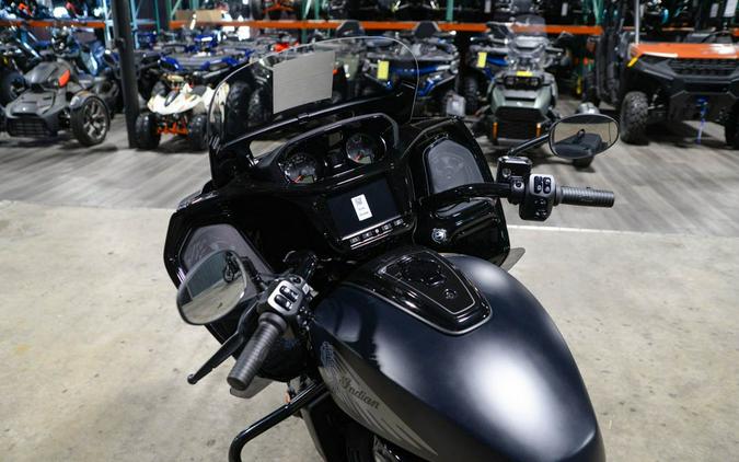 2026 Indian Motorcycle Challenger® Dark Horse® 112