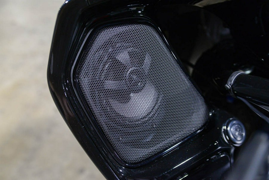 2026 Indian Motorcycle Challenger® Dark Horse® 112