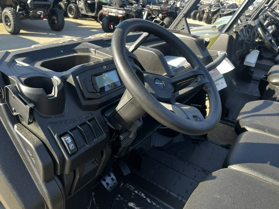 2026 Can-Am Defender DPS HD7