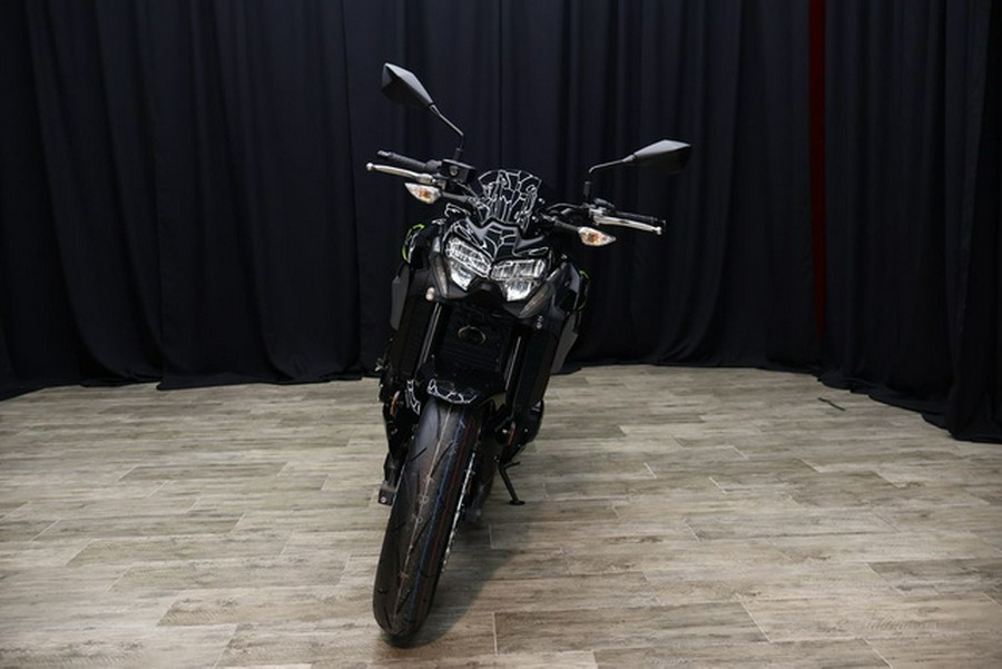 2024 Kawasaki Z900 ABS Metallic Spark Black/Metallic Matte Dark