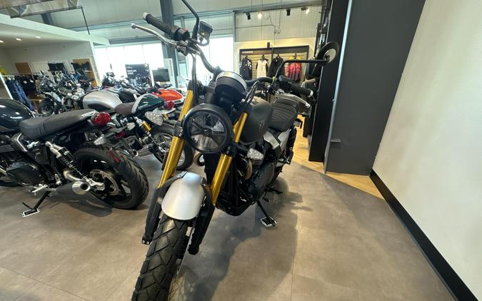 2026 Triumph SCRAMBLER 900