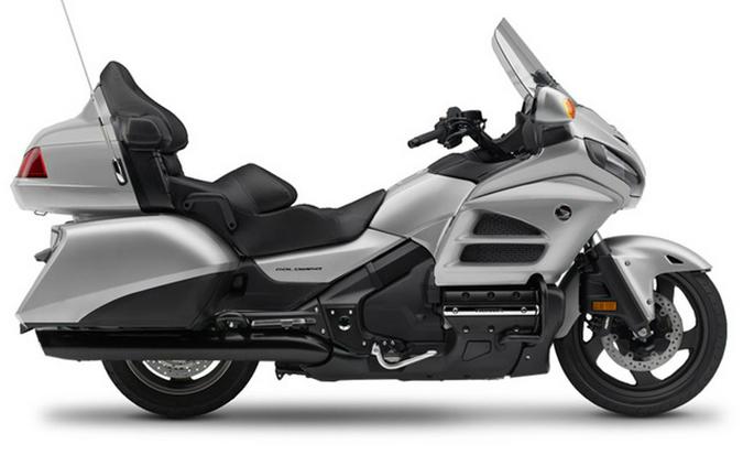 2016 Honda Gold Wing Audio / Comfort