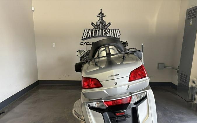 2016 Honda Gold Wing Audio / Comfort