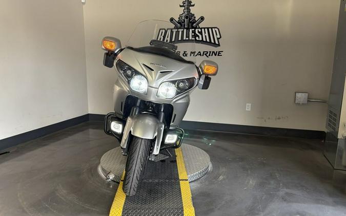 2016 Honda Gold Wing Audio / Comfort