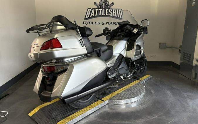 2016 Honda Gold Wing Audio / Comfort