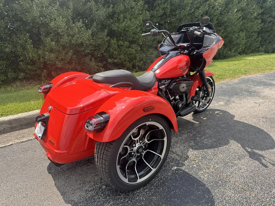 FLTRT 2026 Road Glide 3