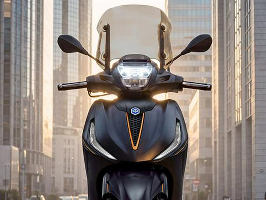 2027 Piaggio BV 400 25th Anniversary