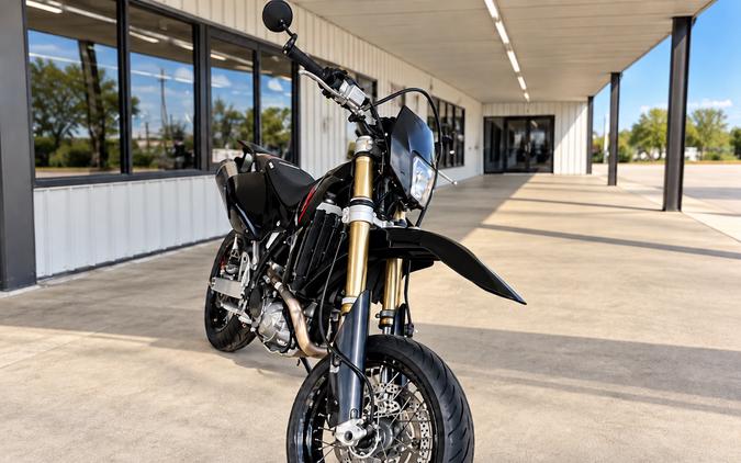 2022 Suzuki DR-Z400SM