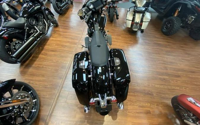 2024 Indian Motorcycle® Chieftain® Black Metallic