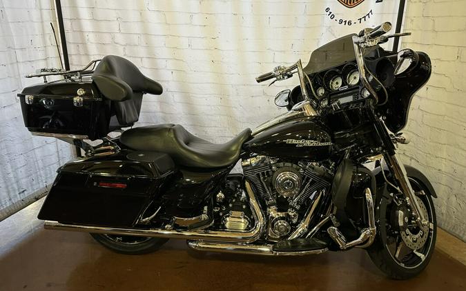 2012 Harley-Davidson Street Glide FLHX Vivid Black