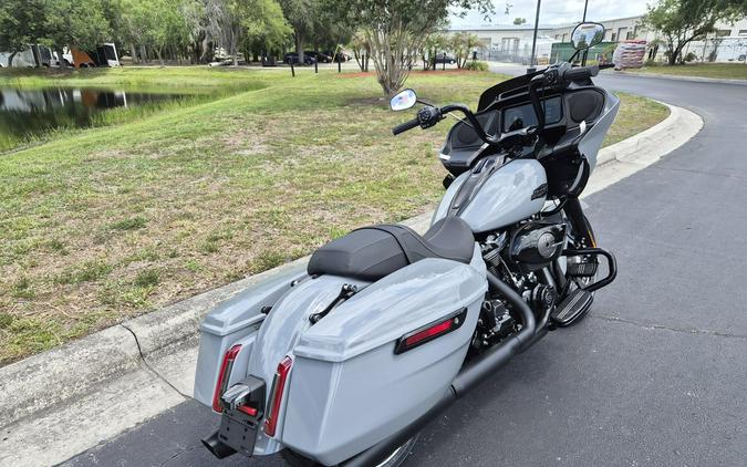 FLTRX 2026 Road Glide