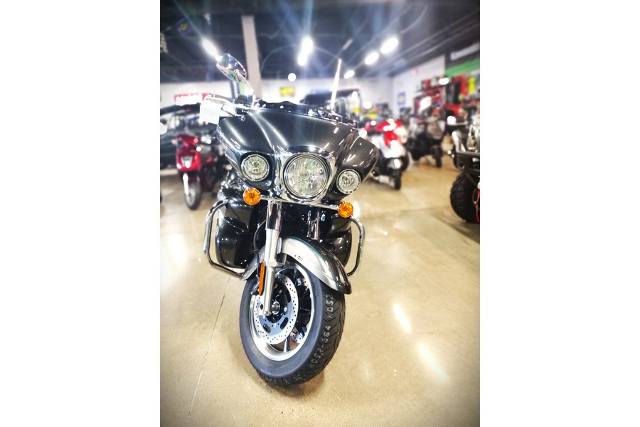 2024 Kawasaki Vulcan® 1700 Voyager® ABS