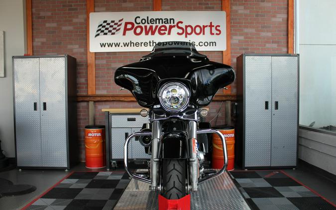 2012 Harley-Davidson® Street Glide Base