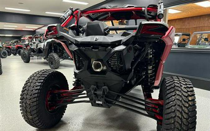 2024 Can-Am Maverick X3 X RC Turbo RR 72