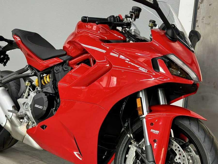 2024 Ducati Supersport 950 Red