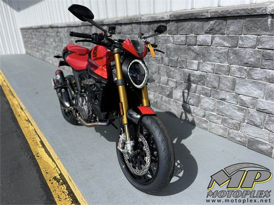 2024 Ducati MONSTER SP