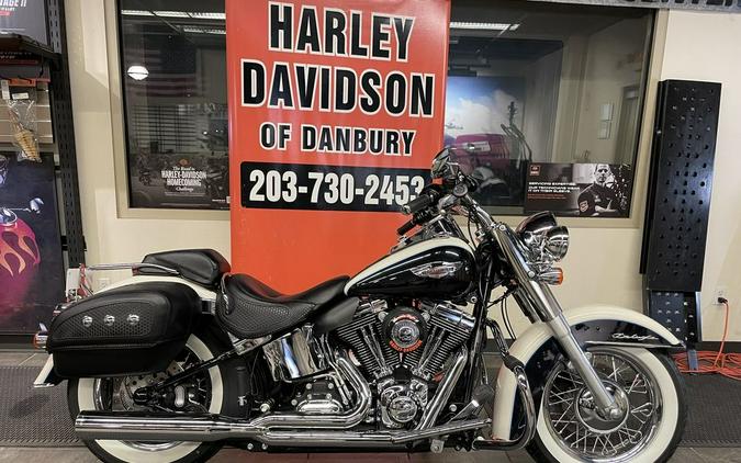 Harley-Davidson Softail Deluxe 