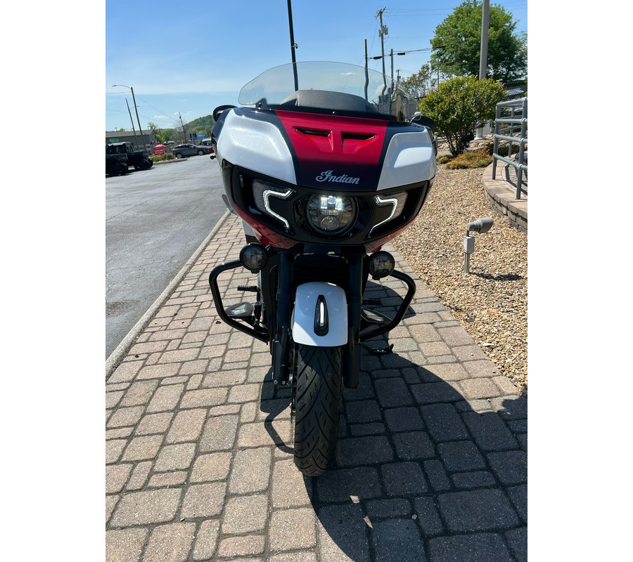 2025 Indian Motorcycle Challenger® Elite