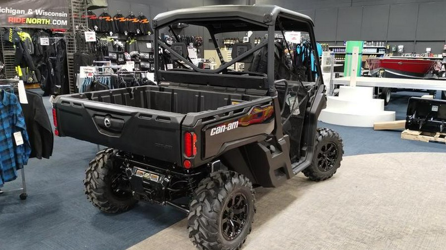 2025 Can-Am® Defender XT HD10