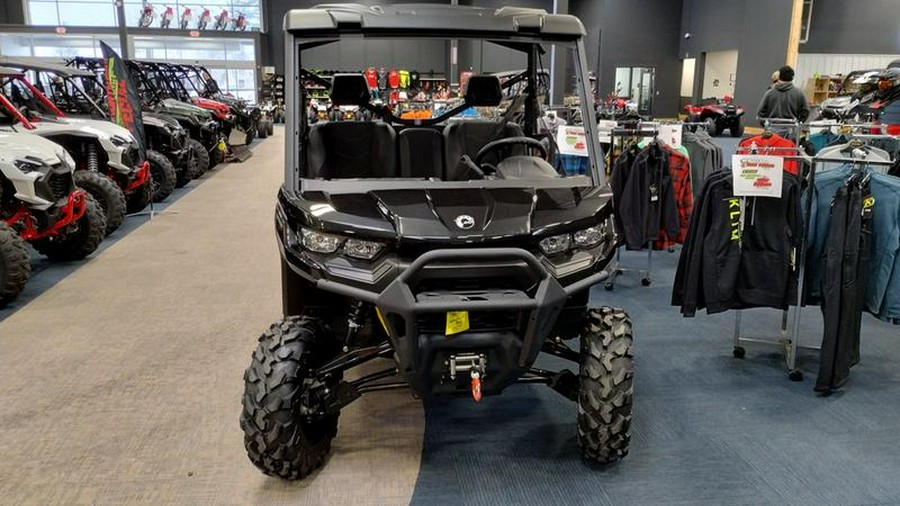 2025 Can-Am® Defender XT HD10