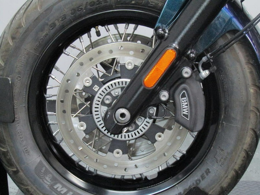 2022 BMW R 18 Classic 719 Galaxy Dust Metallic/Titan Silver 2 Metallic