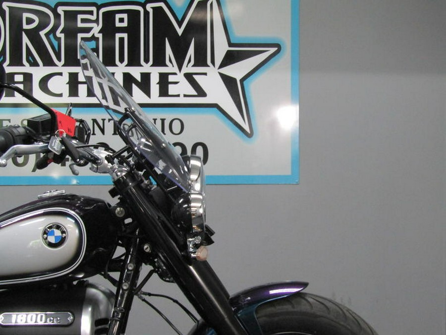 2022 BMW R 18 Classic 719 Galaxy Dust Metallic/Titan Silver 2 Metallic