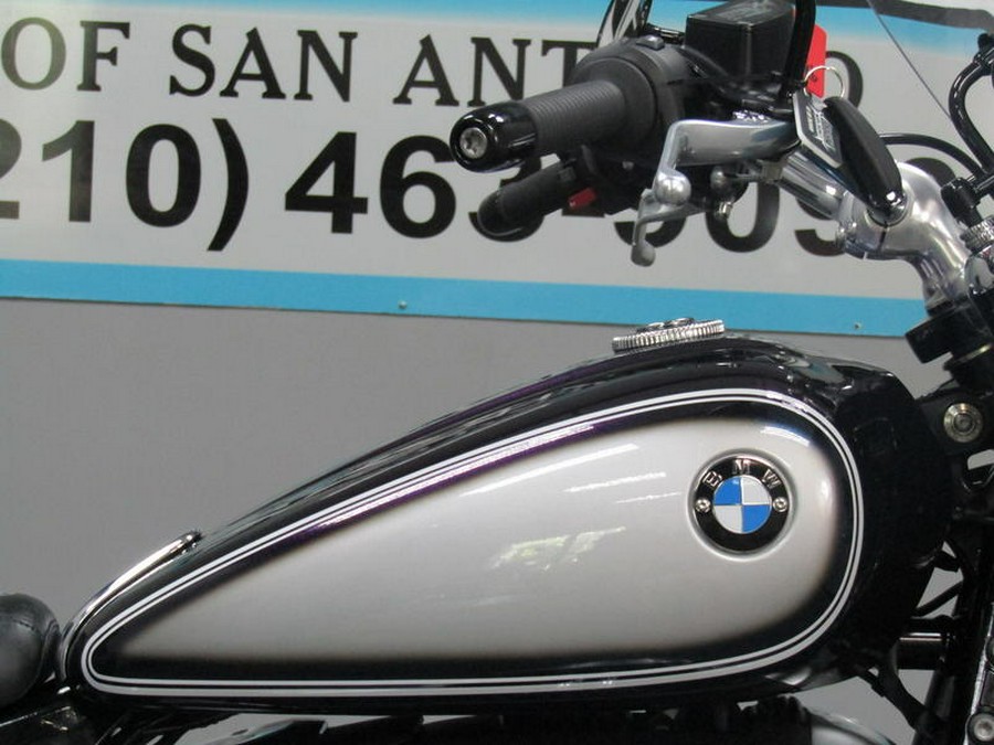 2022 BMW R 18 Classic 719 Galaxy Dust Metallic/Titan Silver 2 Metallic