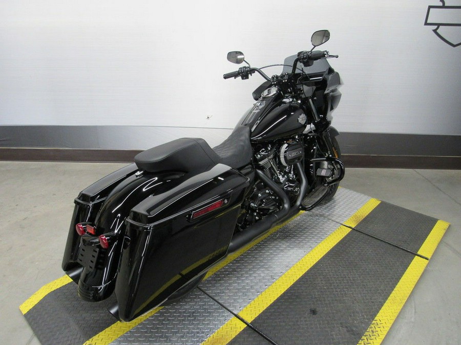 2025 Harley-Davidson® FLHRXS - Road King® Special