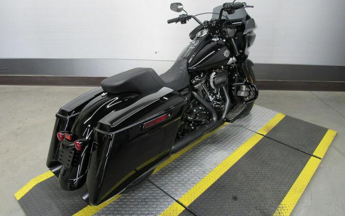 2025 Harley-Davidson® FLHRXS - Road King® Special