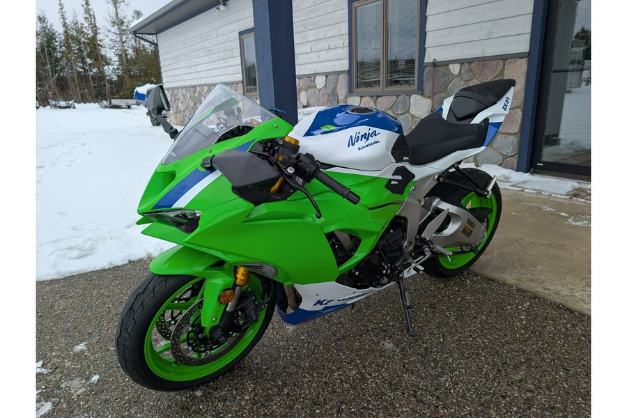 2024 Kawasaki Ninja ZX-6R 40th Anniversary Edition ABS