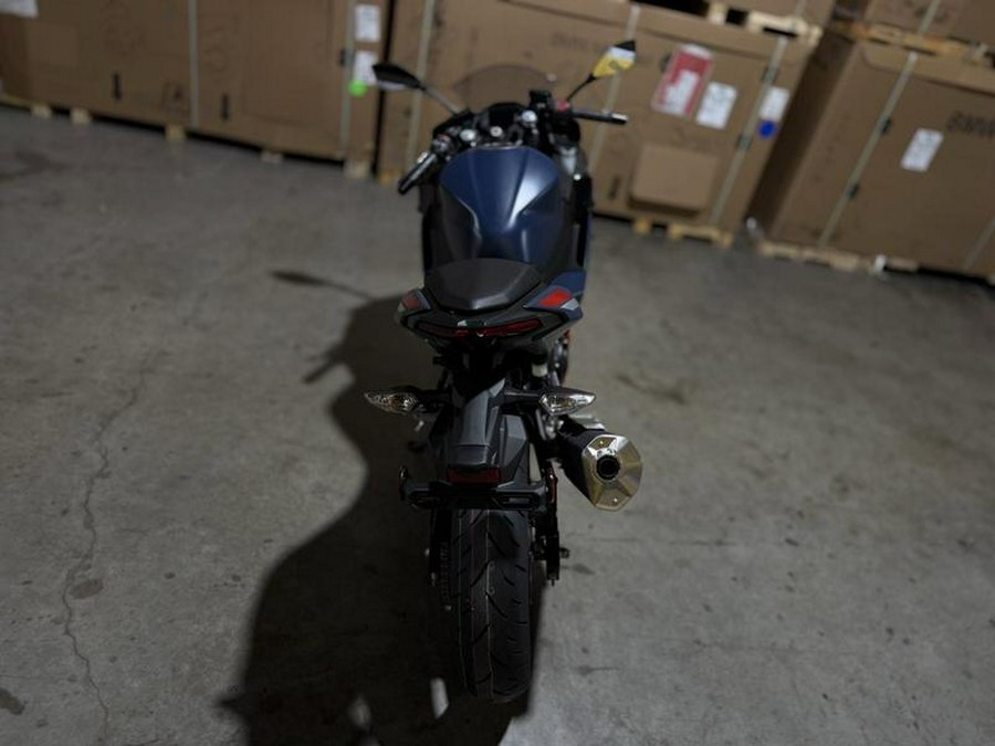 2026 Kawasaki Ninja® 500