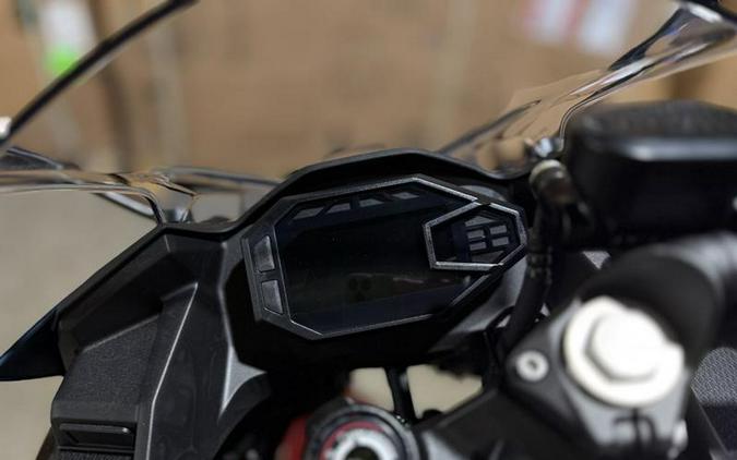 2026 Kawasaki Ninja® 500