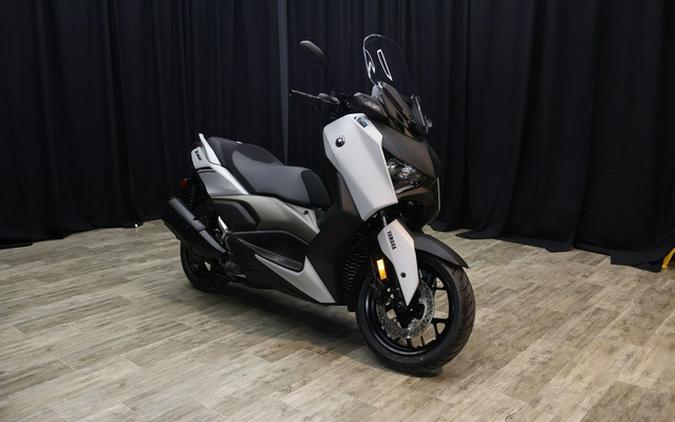 2024 Yamaha XMAX