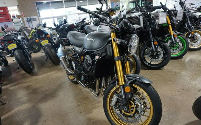2025 Kawasaki ZR900NSFNL
