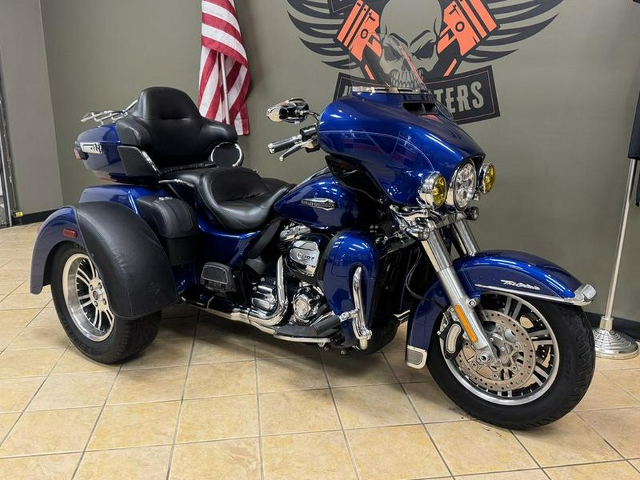 2017 Harley-Davidson® FLHTCUTG - Tri Glide® Ultra